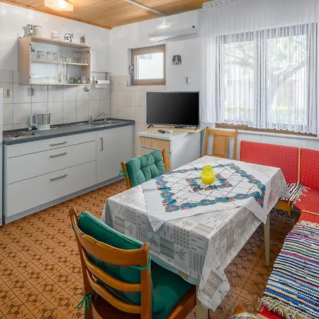 In With Wifi Апартаменты *