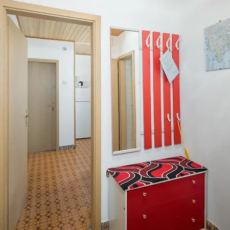 2 Bedroom Amazing In Poreč